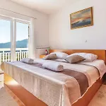 Casa vacanze Four-bedroom In *