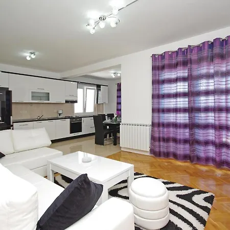 Gorgeous In With Kitchen Veliki Prolog